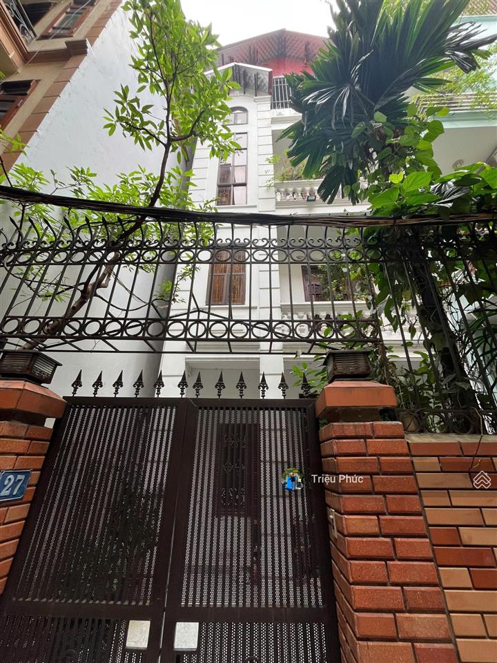 Bán nhà phân lô cầu giấy 35m2 x 5 tầng  ngõ rộng thoáng  50m ra đường ô tô  giá 9.5 tỷ