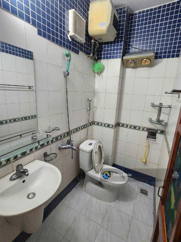 Bán nhà phân lô kim mã thượng  ba đình  37m2  mặt ngõ rộng  10m ra ô tô  sát phố  giá 12,5 tỷ