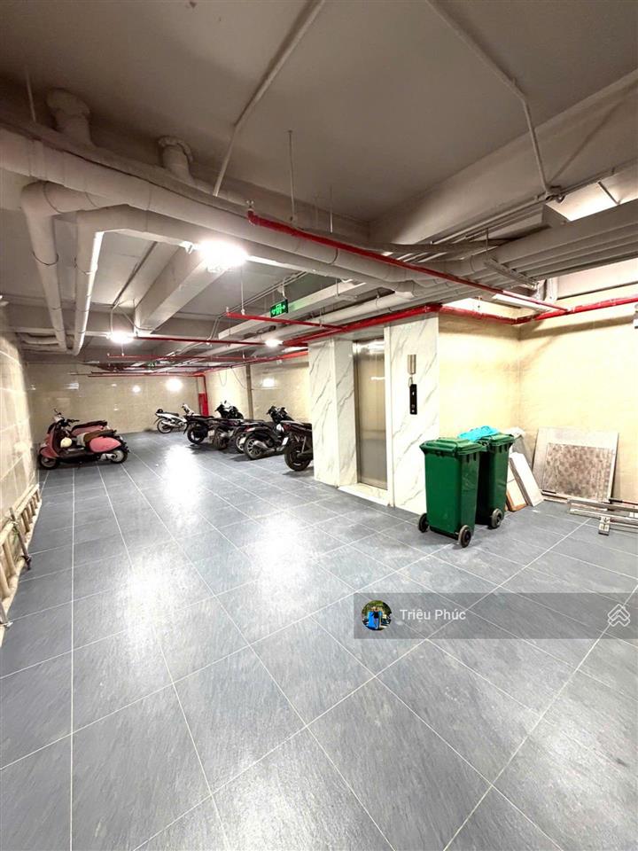 Bán tòa nhà dòng tiền quận cầu giấy 148m  8 tầng  ô tô tránh  doanh thu 2.5 tỷ/năm  giá 58.8 tỷ