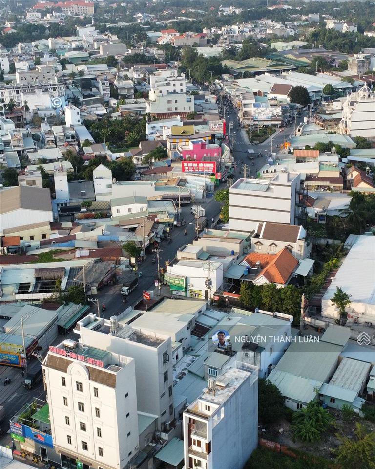 Mặt tiền ngay hà huy giáp 330m  11tỷ hơn thương lượng