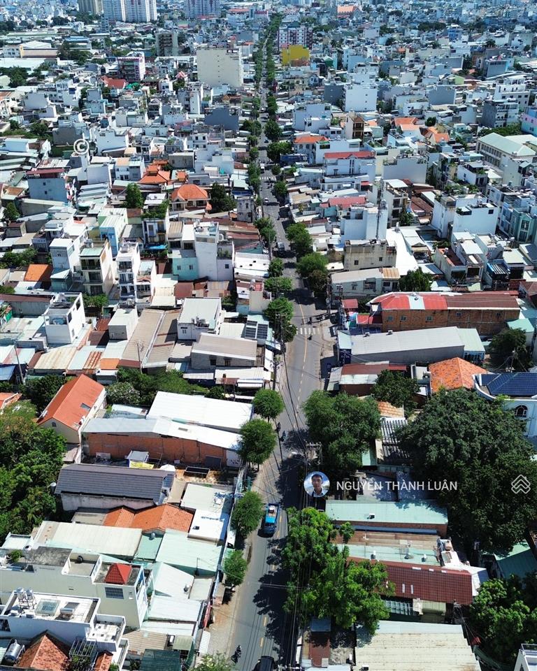 Mặt tiền đông hưng thuận  300m2  ngộp chỉ 20tỷ