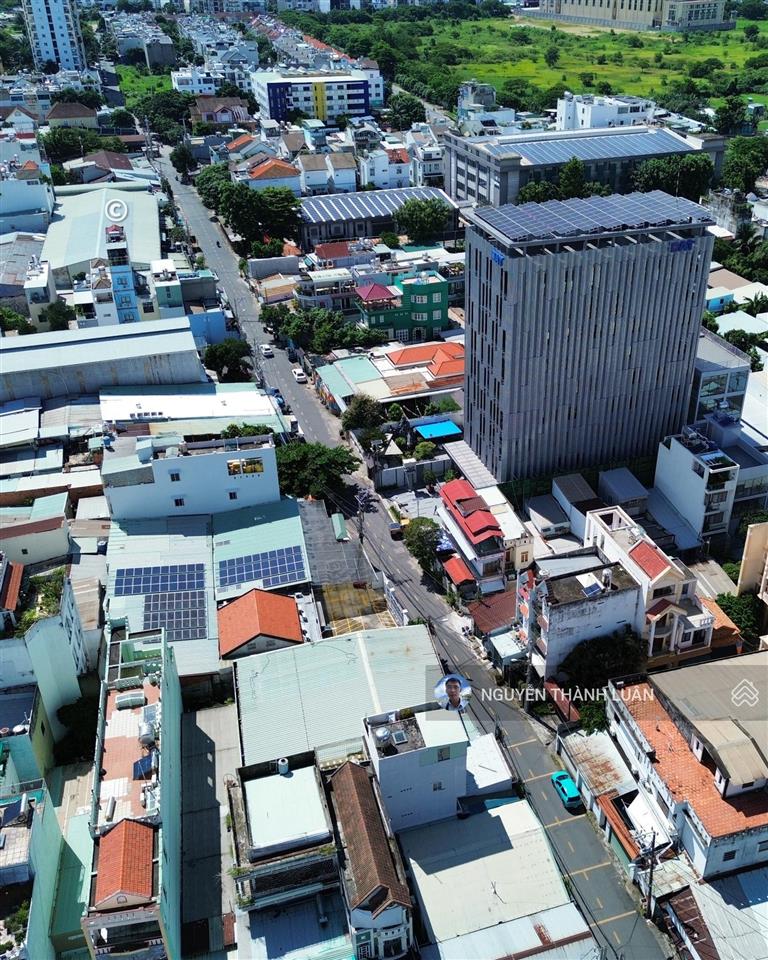 Mặt tiền đông hưng thuận  300m2  ngộp chỉ 20tỷ
