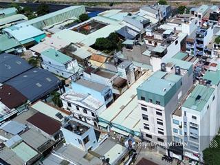 Dãy trọ 133 m²  ngay bờ kênh tham lương 6ty hơn