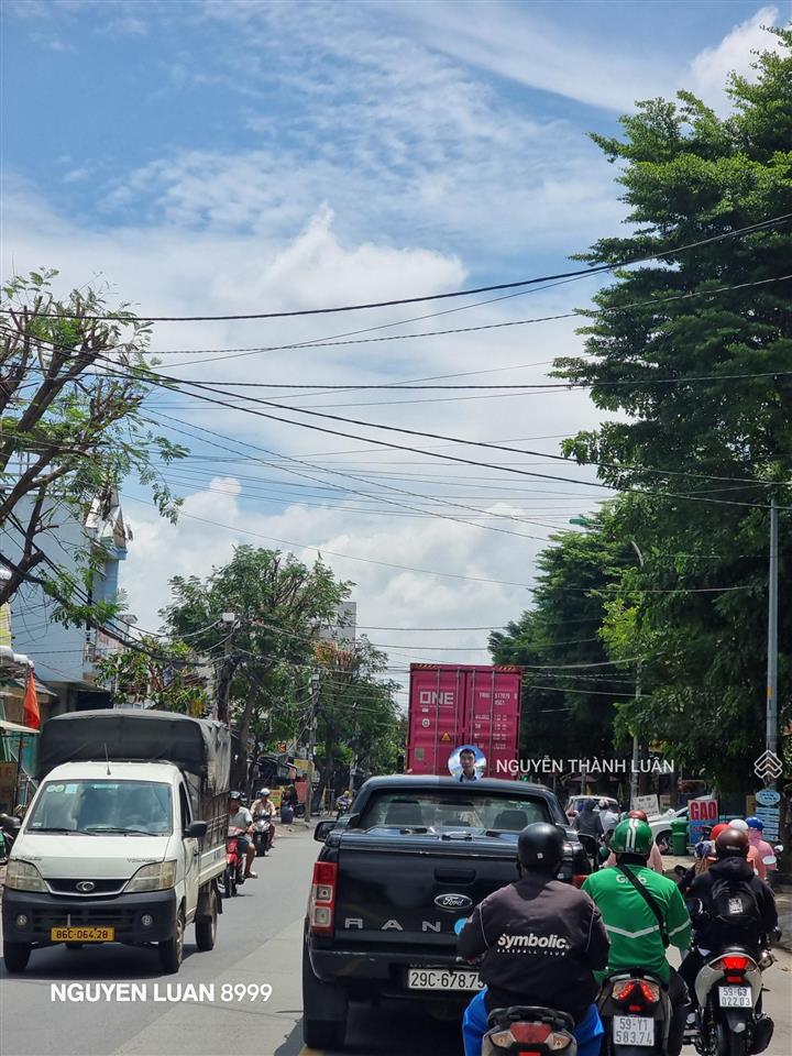 Mặt tiền dương thị mười 7 tầng cực gấp bán