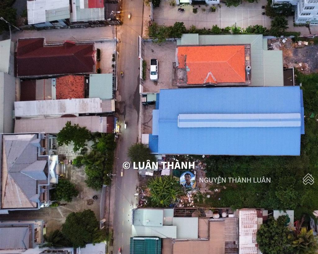 Siêu phẩm mặt tiền kinh doanh  ngang 8m vuông vức  giáp gò vấp chỉ 1x tỷ