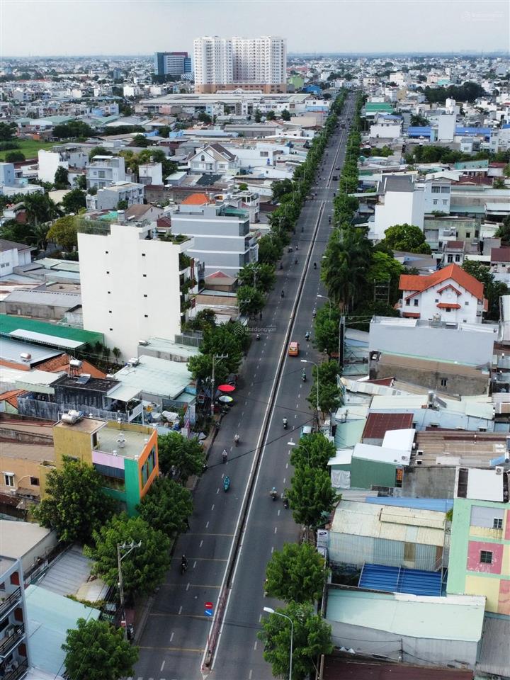 Mặt tiền 30m  9 phòng ngủ giá ngộp 10tỷ5