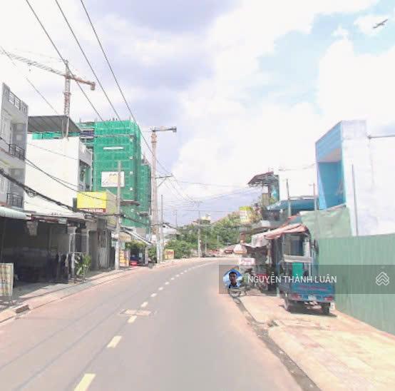 Bán tòa nhà 5 tầng mặt tiền bình tân  đang làm trường mầm non  doanh thu cao