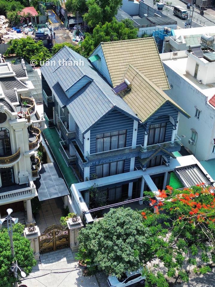 Mặt tiền nhánh phan văn hớn  16x23m  ngộp bank