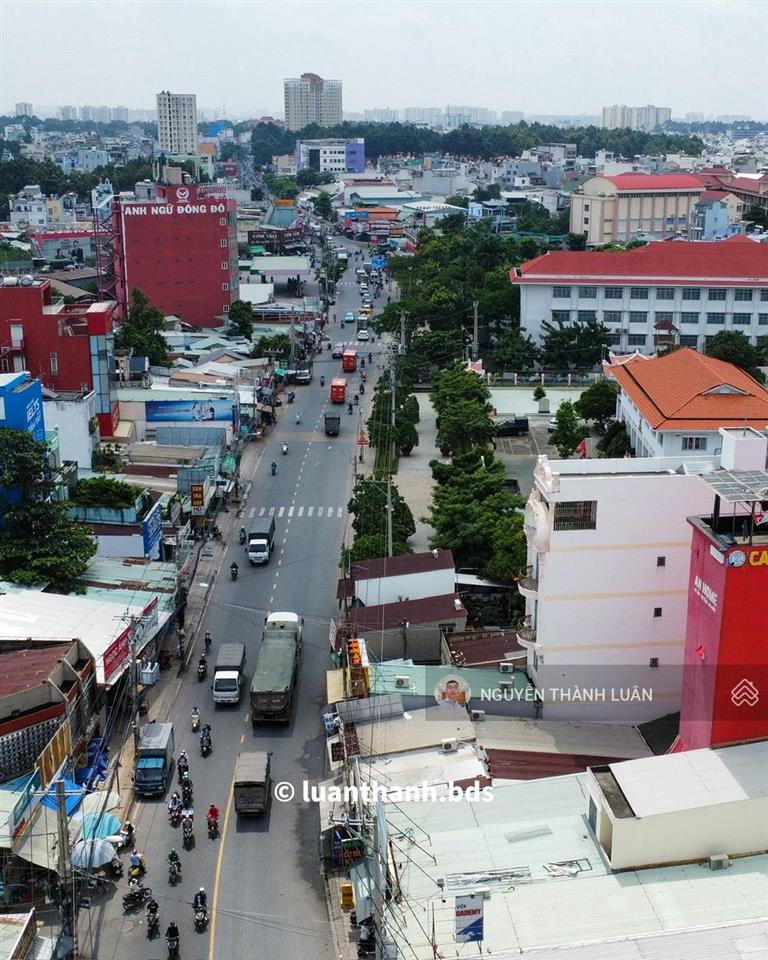 Nhà nát tô ký hơn 1400m2, full thổ cư, giá đầu tư
