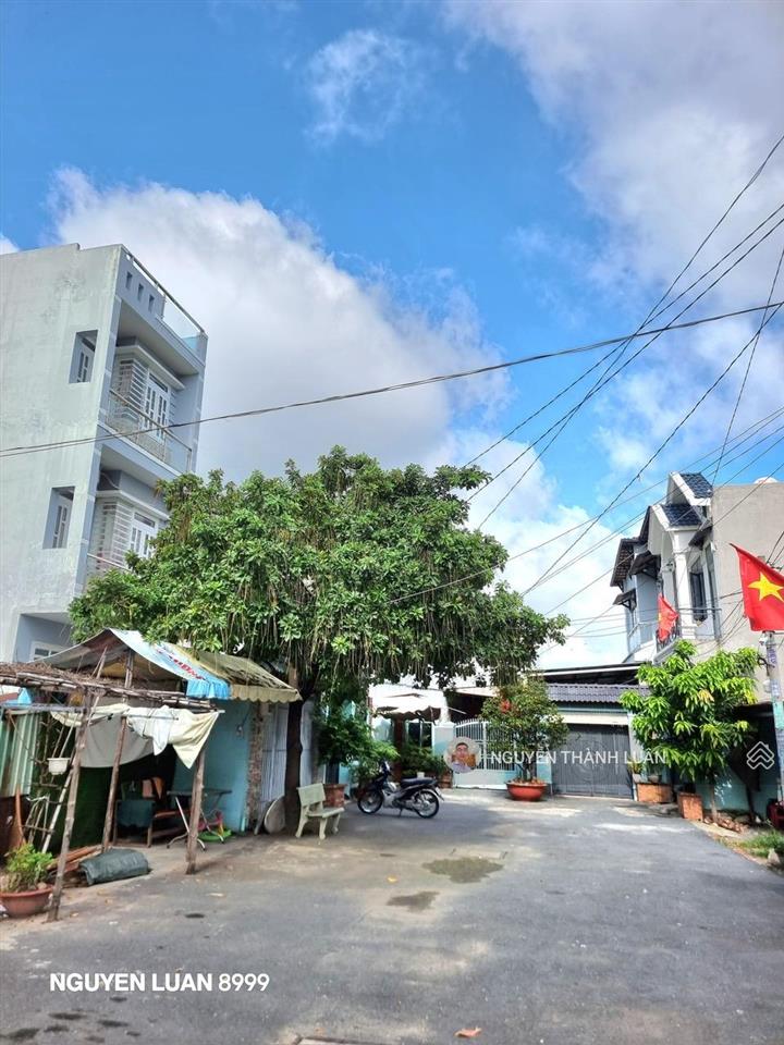 Nhà nát tô ký hơn 1400m2, full thổ cư, giá đầu tư