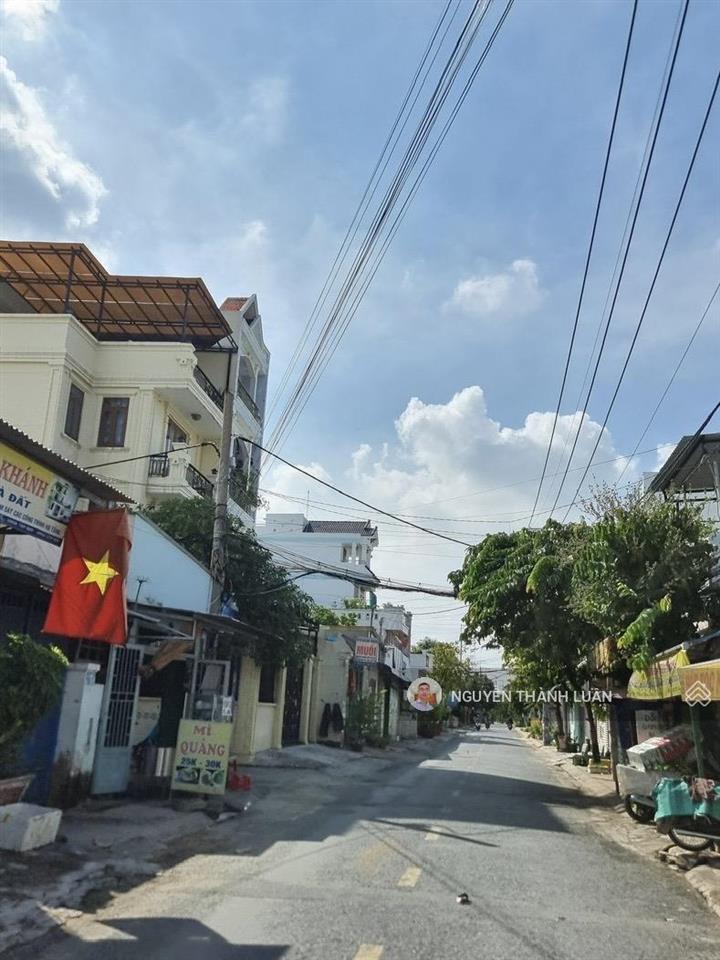 Nhà nát tô ký hơn 1400m2, full thổ cư, giá đầu tư