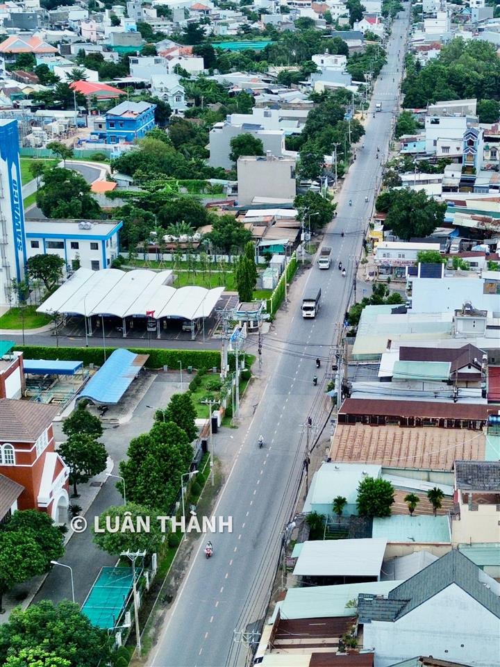 Mặt tiền dương công khi  650m2, chỉ 2xtỷ, phù hợp showroom, kho, đầu tư