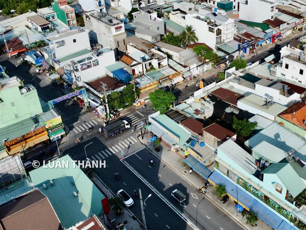 Nhà lô góc 2 mt  hiệp thành. 8x20, 155,3m², thích hợp mở văn phòng. giá 16 tỷ thương lượng.