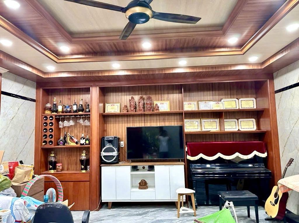 Mặt tiền tân xuân 654m2 full thổ ngộp 19 tỷ