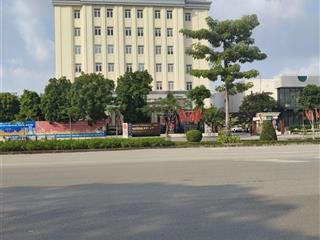 Cho thuê nhà 3 tầng mặt đường lê hồng phòng hải an