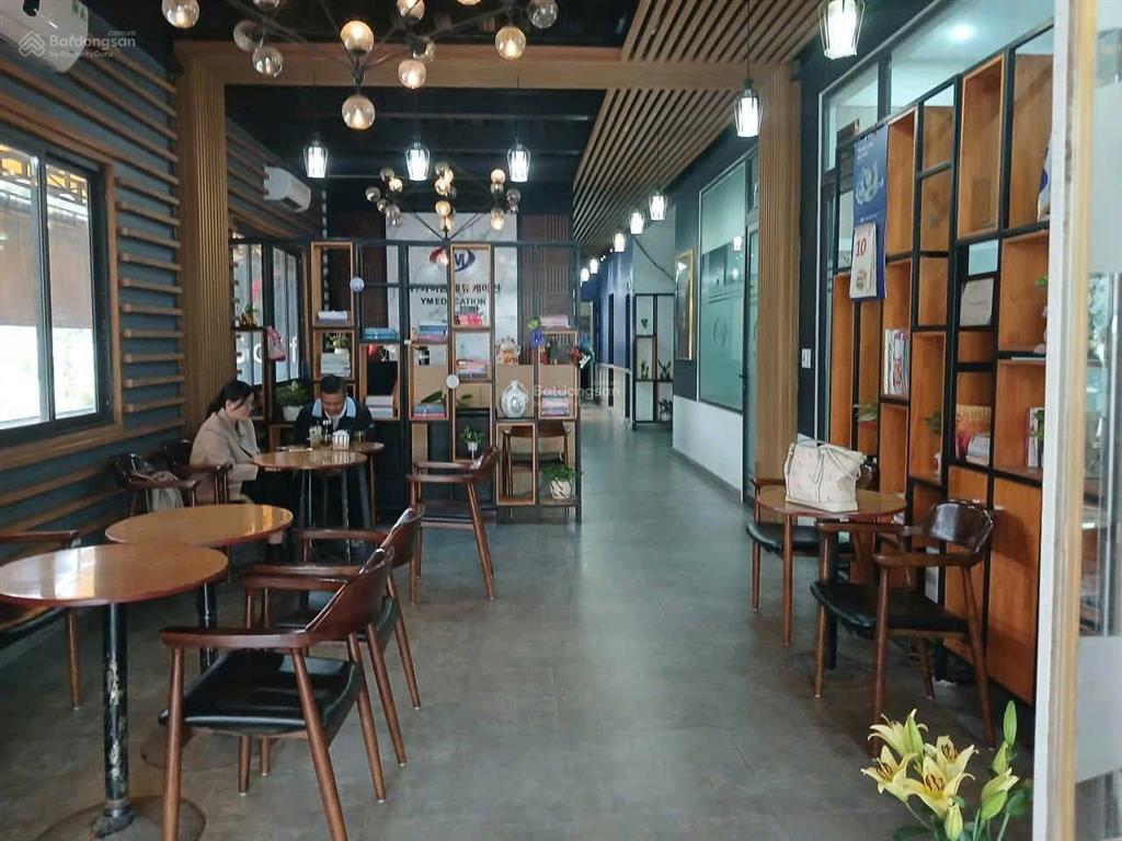 Cho thuê nhà 3 tầng mặt đường lê hồng phòng hải an