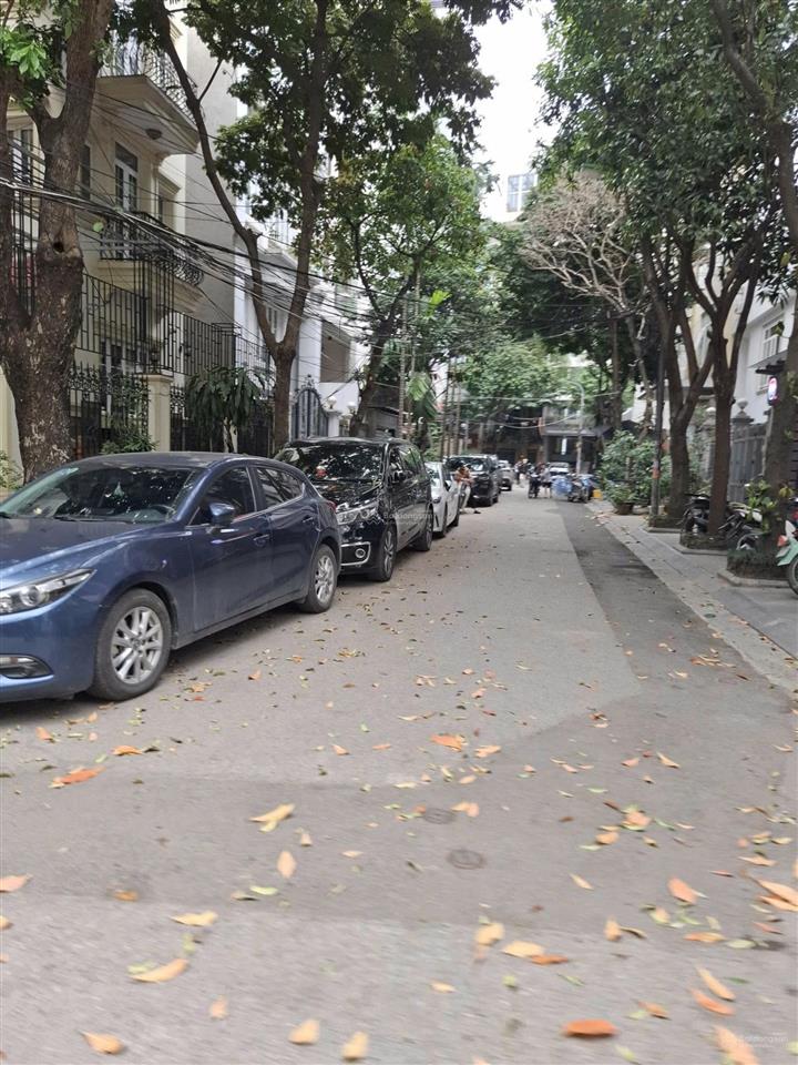 Dì mai nhờ bán nhà nguyễn văn huyên 60m pl vỉa hè ô tô tránh dừng đỗ 2 thoáng 26 tỷ