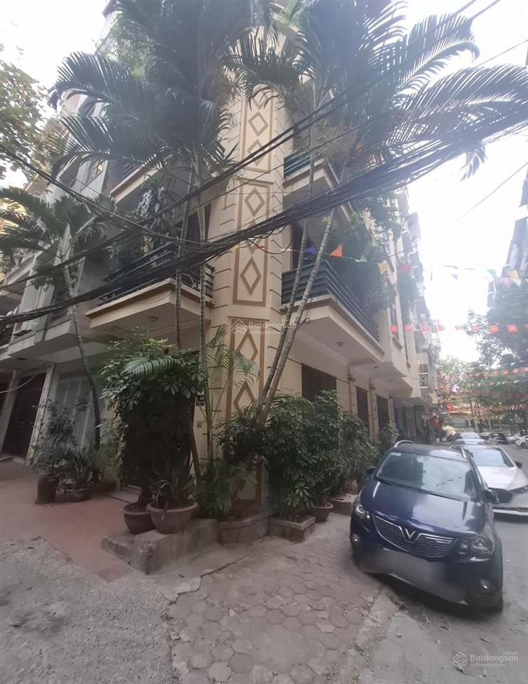 Bán nhà hoàng quốc việt lô góc thoáng sáng rực rỡ 60m ôtô tránh dừng đỗ 21 tỷ hơn