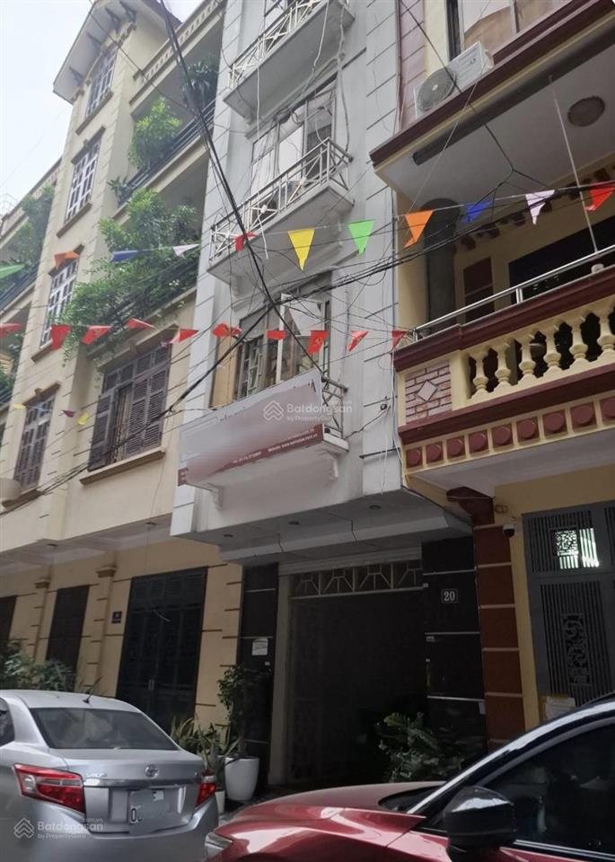 Bác hà bán nhà tự xây hoàng quốc việt phân lô vip ô tô tránh2 thoáng kinh doanh 55m 19 tỷ