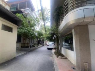 Bán gấp nhà nguyễn văn huyên sát công viên nghĩa đô pl  ôtô tránh kd  51m 15 tỷ