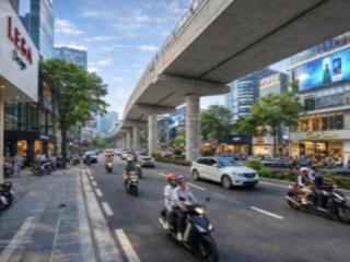 Nhà đẹp xuân thuỷ gần đại học quốc gia 35m 6 tầng gần phố ở ngay 8 tỷ