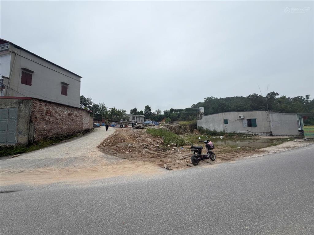 Lô đất 119m2 gần trục liên xã tại du tràng, giang sơn, gia bình, bắc ninh 0973 237 ***