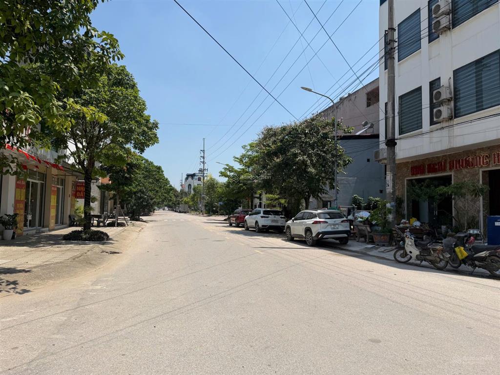 Đất đô thị đẹp trung tâm xã gia bình, tỉnh bắc ninh gần hồ điều hòa chỉ hơn 5 tỷ 0973 237 ***