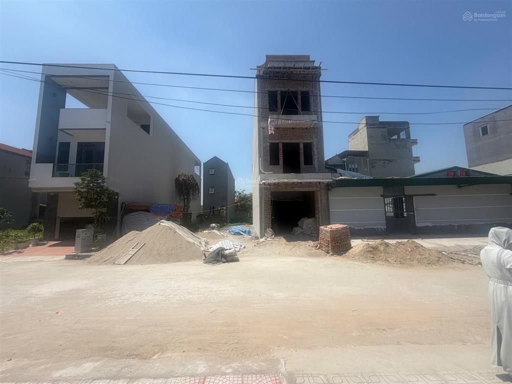 Gia đình cần tiền bán nhanh lô đất làn 2 khu đô thị đẹp xã gia bình, tỉnh bắc ninh 0973 237 ***