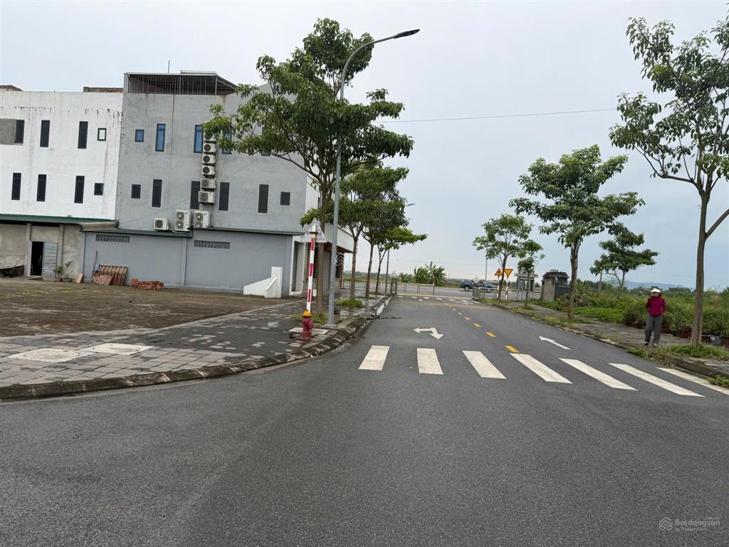 Cần sang nhượng lô áp góc tại khu đô thị trần sơn, xã đại lai, tỉnh bắc ninh 0973 237 ***