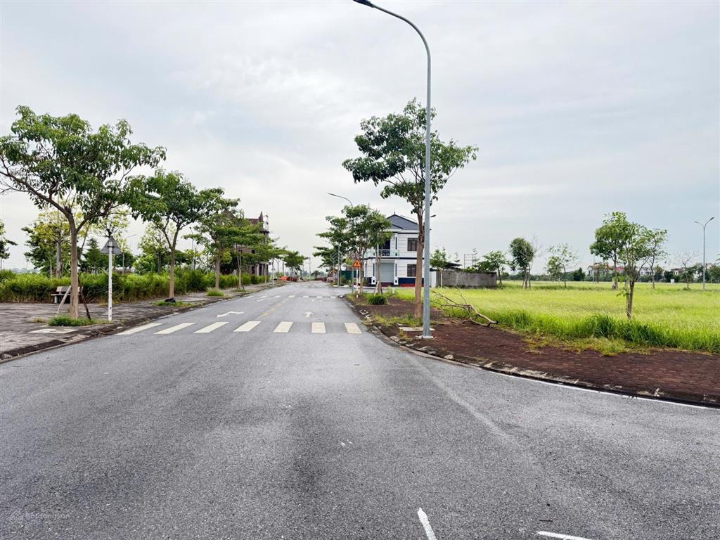 Cần sang nhượng lô áp góc tại khu đô thị trần sơn, xã đại lai, tỉnh bắc ninh 0973 237 ***
