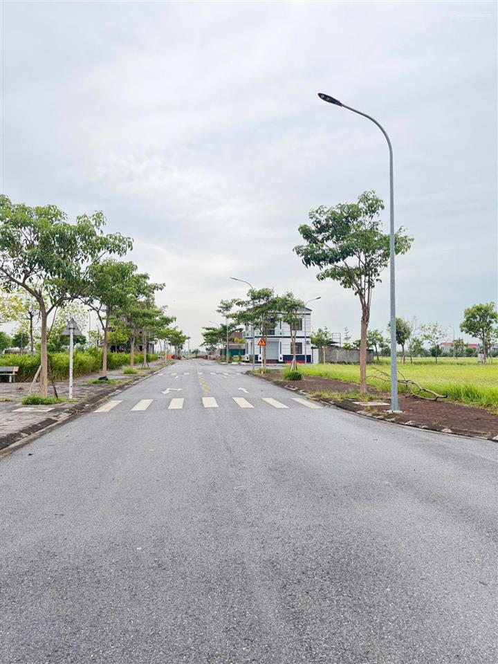 Cần sang nhượng lô áp góc tại khu đô thị trần sơn, xã đại lai, tỉnh bắc ninh 0973 237 ***