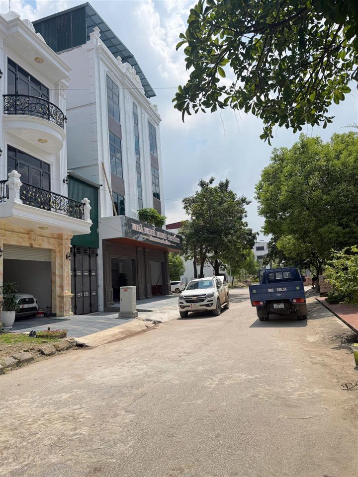 Cần bán gấp lô đất khu đô thị 99m2 trung tâm xã gia bình, tỉnh bắc ninh 0973 237 ***