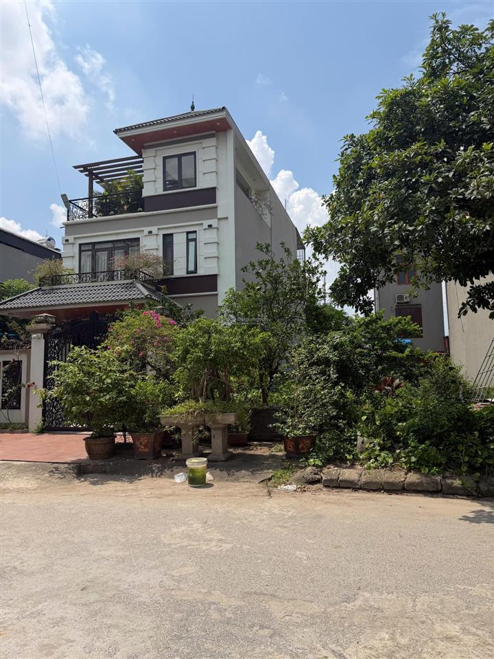 Cần bán gấp lô đất khu đô thị 99m2 trung tâm xã gia bình, tỉnh bắc ninh 0973 237 ***