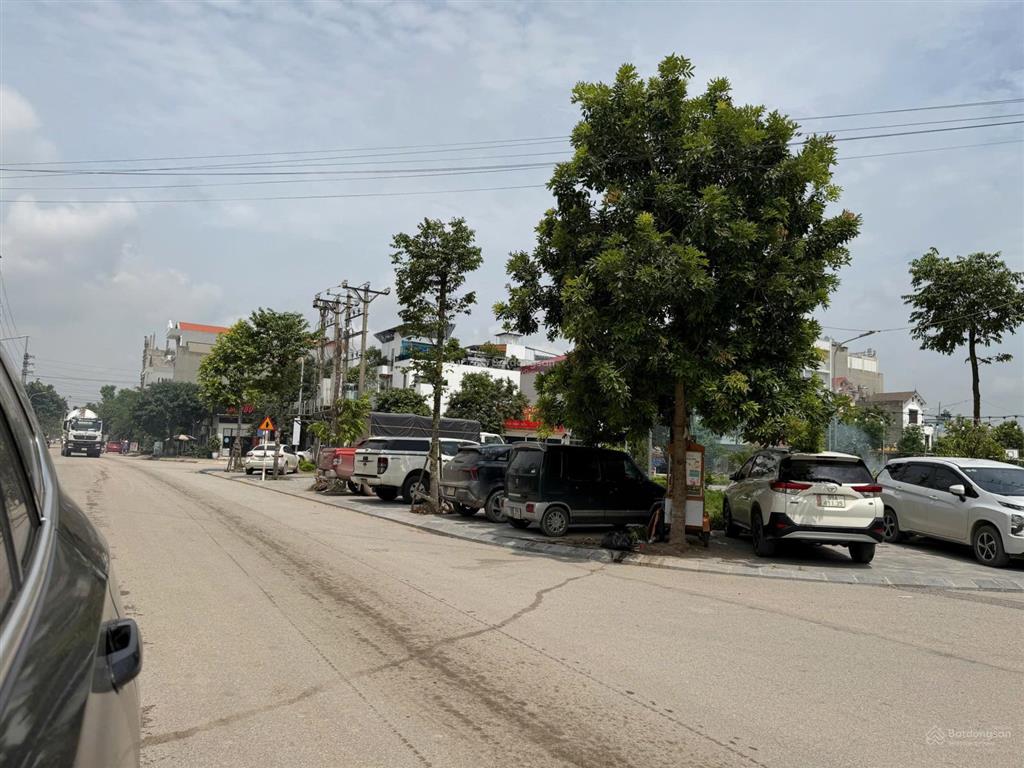 Một lô hiếm có mặt tiền 11m view công viên khu đô thị trung tâm xã gia bình, tỉnh bắc ninh