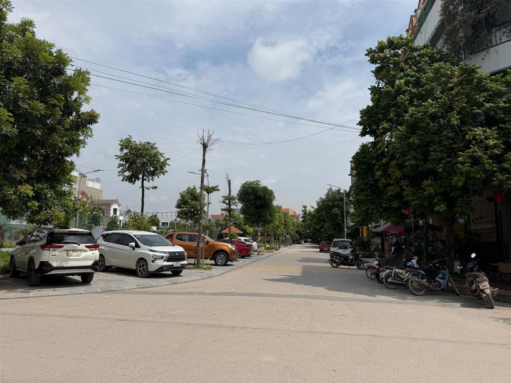 Một lô hiếm có mặt tiền 11m view công viên khu đô thị trung tâm xã gia bình, tỉnh bắc ninh