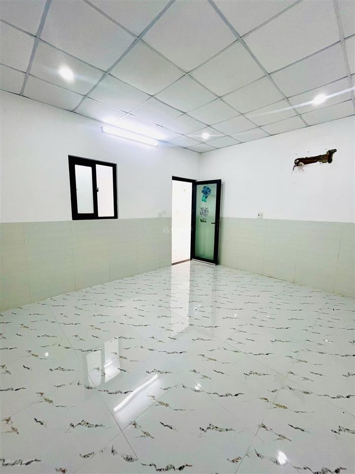 Cho thuê nhà riêng 2pn, 2wc, 80m2 tại kdc hồng loan, giá 7 triệu vnd