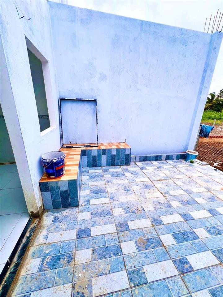 Bán nhà trệt lầu có sân vườn mới 3 phòng ngủ khu dân cư đông phú châu thành cần thơ