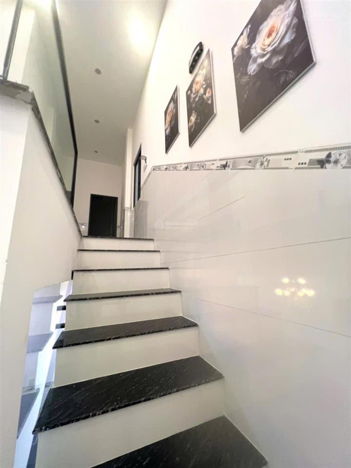 Bán nhà riêng tại kdc đông phú, đường số 10, 2,25 tỷ, 100m2