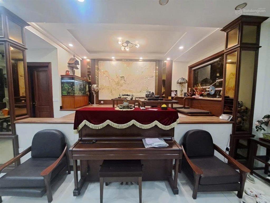 Nhà liền kề lô góc  7 tầng thang máy  kinh doanh vô địch  giá 20.8 tỷ