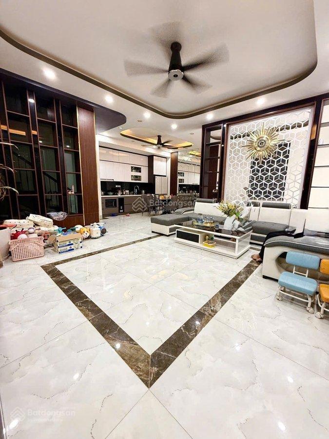 Chính chủ cần bán nhà tại thạch bàn, long biên  80m x 4 tầng (ô tô vào tận nơi)