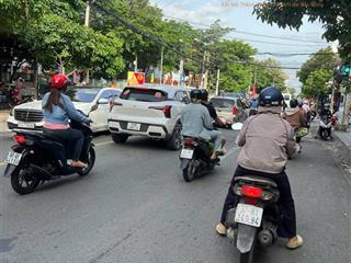 Nhà 1 trệt 1 lầu mặt tiền đường cmt8, diện tích 6x17=103m², giá 13,5 tỷ