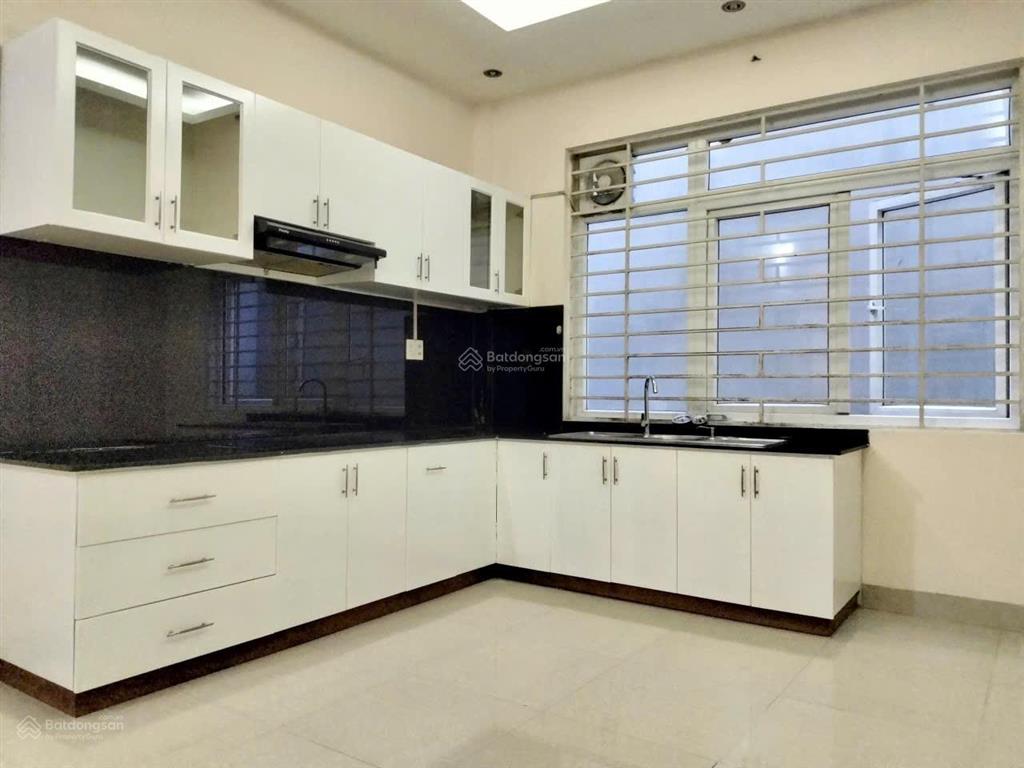 Bán nhà đẹp 1t3l khu dân cư d2d, phường thống nhất, đường d11, giá 8,1 tỷ