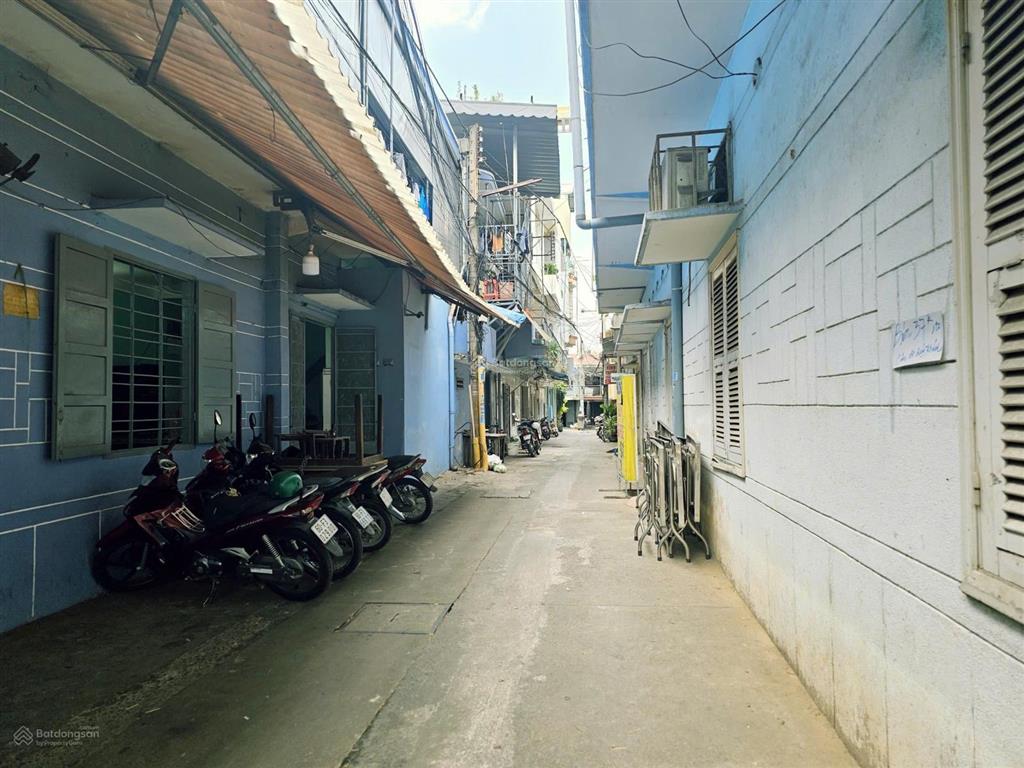 Bán đất trung tâm p. trấn biên  2 mặt tiền trước sau, diện tích 4*14 56m2  giá bán 2,85 tỷ
