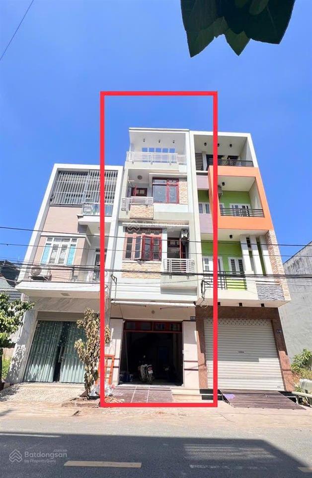 Phòng ban công tại đường n10  d2d
