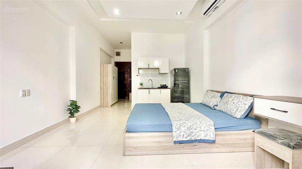 Phòng ban công tại đường n10  d2d