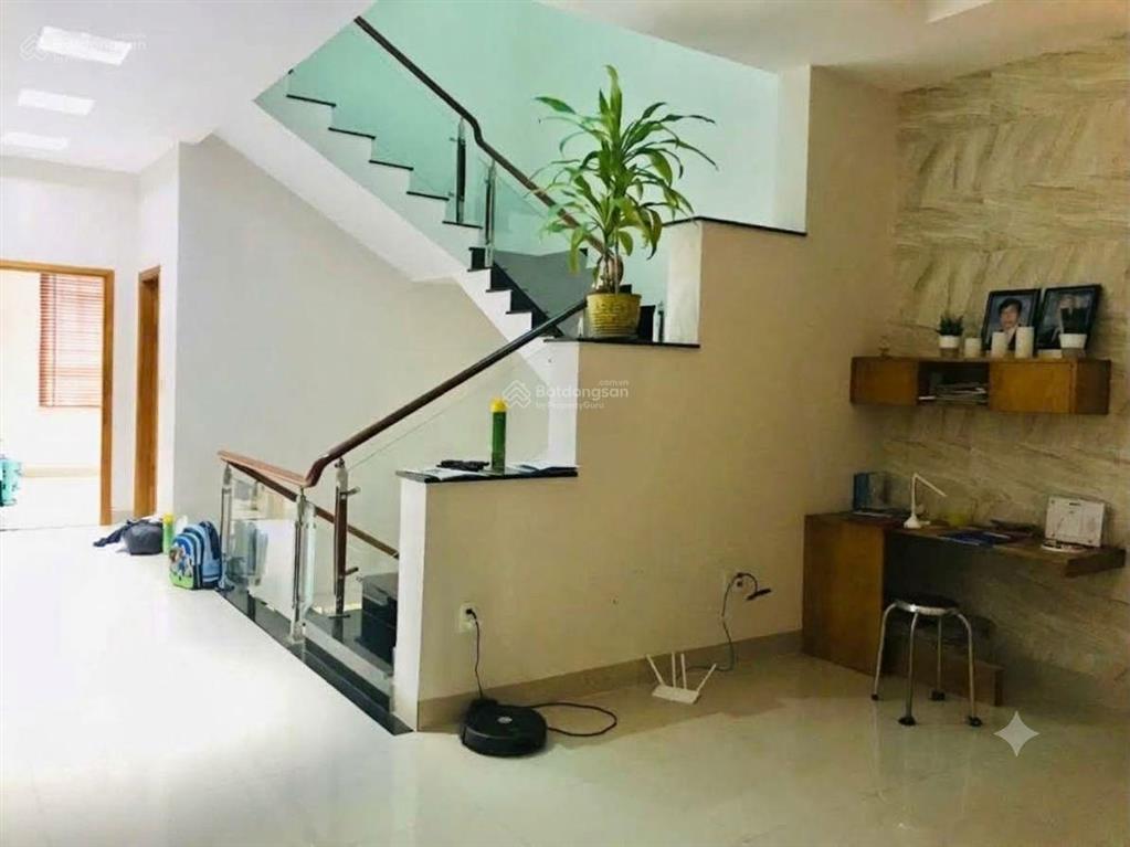 Giá bán 15 tỷ nhà 1 trệt 2 lầu mặt tiền đường n1 (kdc d2d võ thị sáu) đang cho thuê 23 tr/tháng