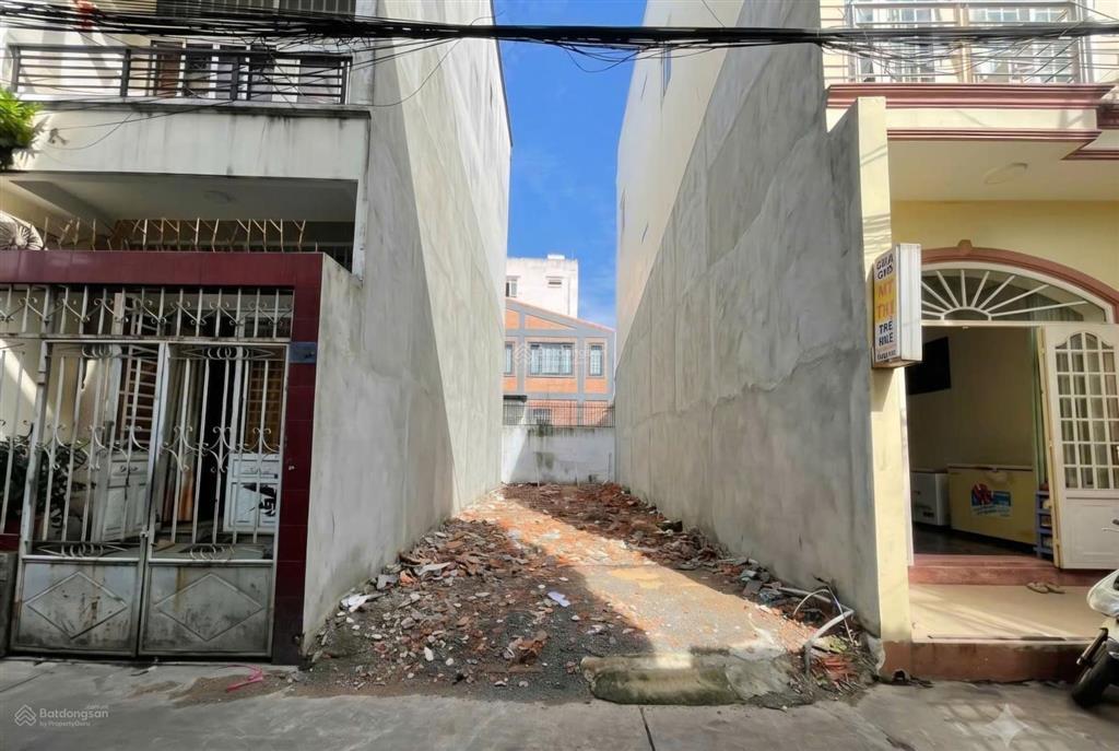 Gia đình cần bán đất trung tâm 2 mặt tiền trước sau  56m2  gần công viên biên hùng