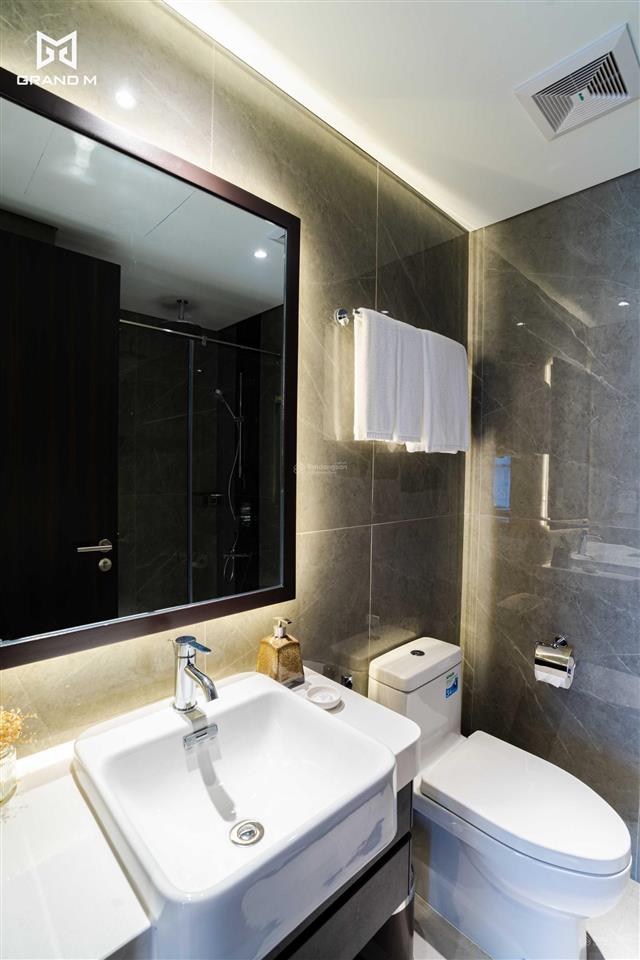 Cần bán cắt lỗ căn 2pn 57m2 chung cư the gloria full nội thất  0904 859 ***