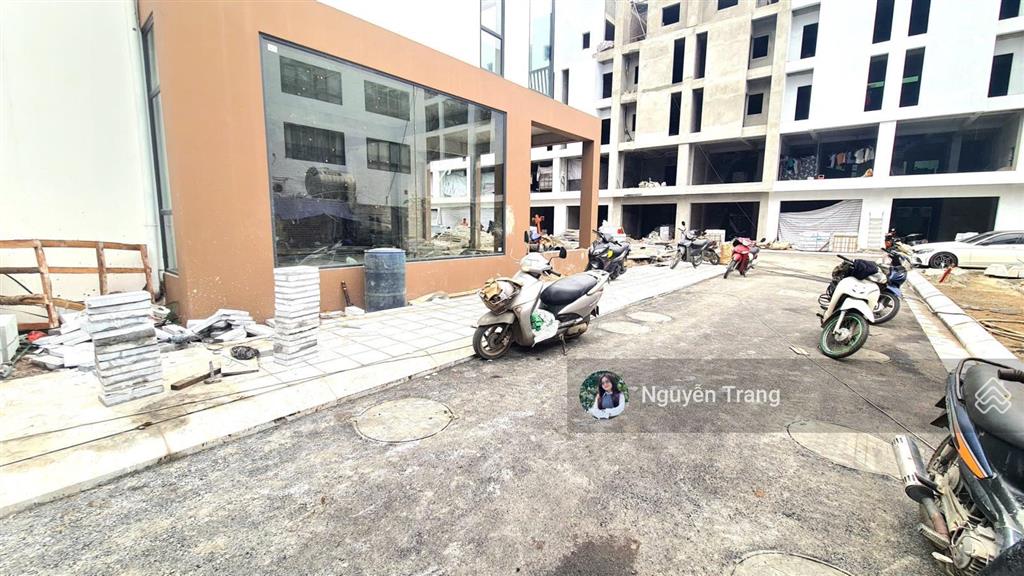 Hàng ngoại giao siêu hiếm bán 3 lô biệt thự tại 61 lạc trung  ngay 0904 859 ***