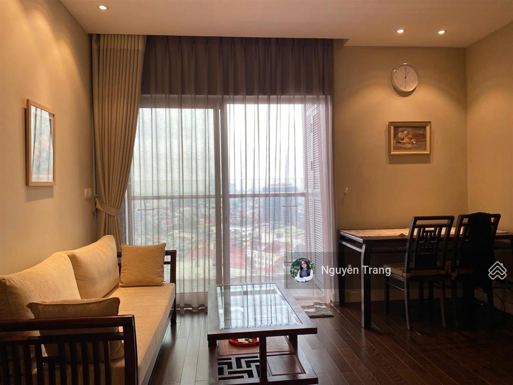 Chính chủ cho thuê căn studio, full đồ ở được ngay lancaster 20 núi trúc.  0904 859 ***